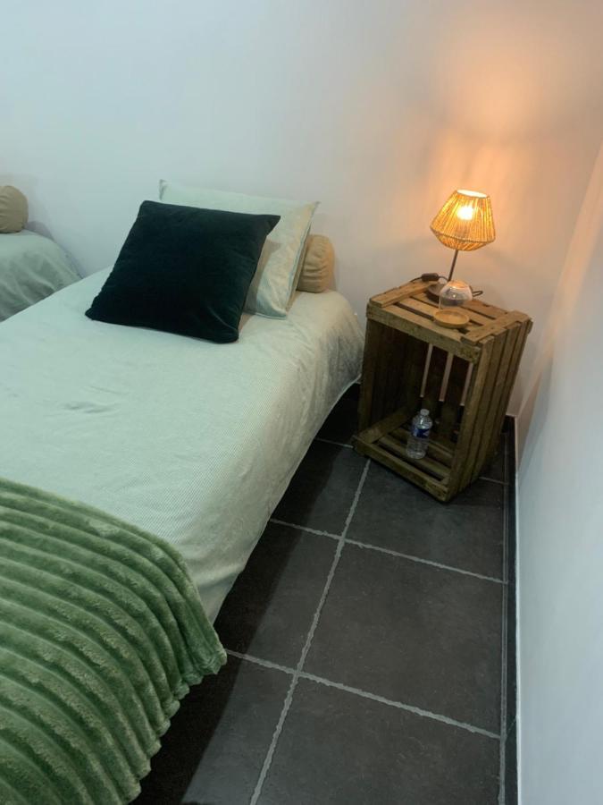 Aux Fines Bulles Gite Et Chambres D Hotes Neuve-Maison Exterior foto