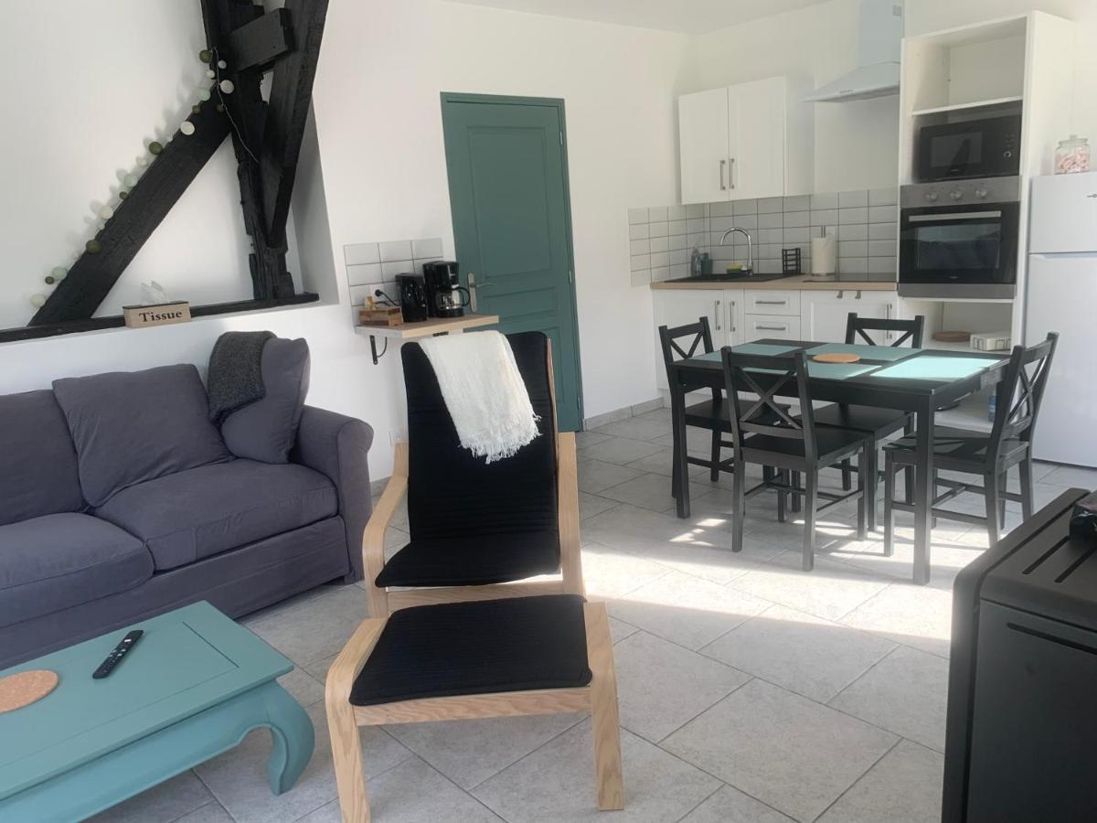 Aux Fines Bulles Gite Et Chambres D Hotes Neuve-Maison Exterior foto