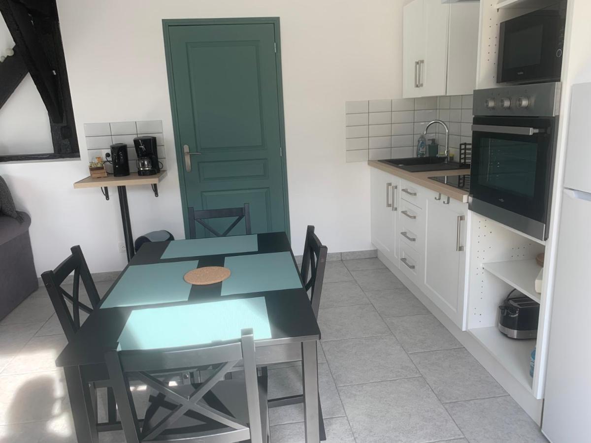 Aux Fines Bulles Gite Et Chambres D Hotes Neuve-Maison Exterior foto
